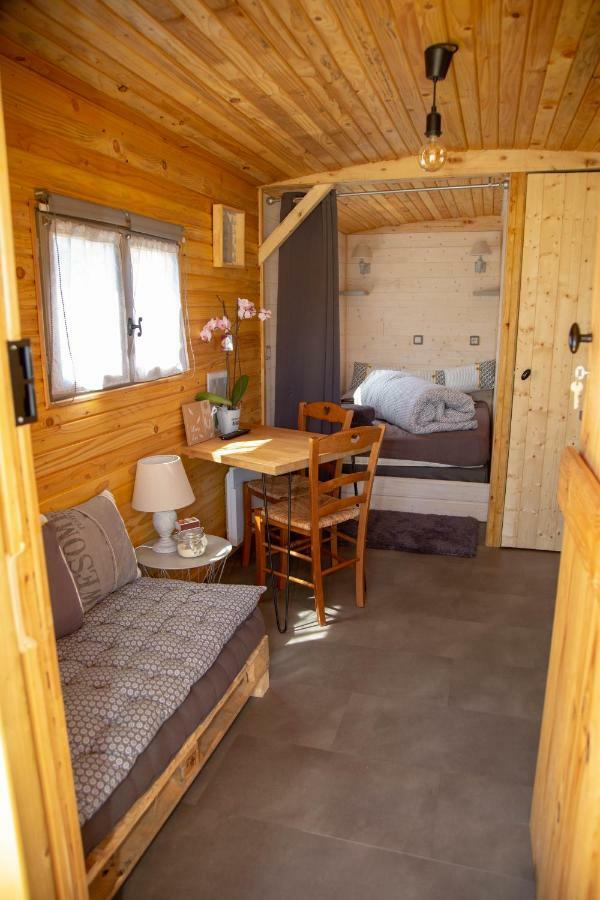 La Maison Du Bonheur Roulotte Vendégház Saint-Ouen-sous-Bailly Kültér fotó